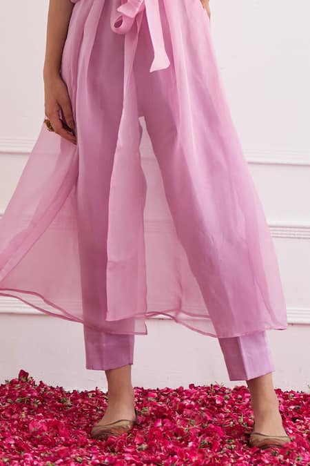 Shipraa Grover_Purple Chanderi, Organza Embroidery Sweetheart Neck Zaira Cape And Pant Set _at_Aza_Fashions