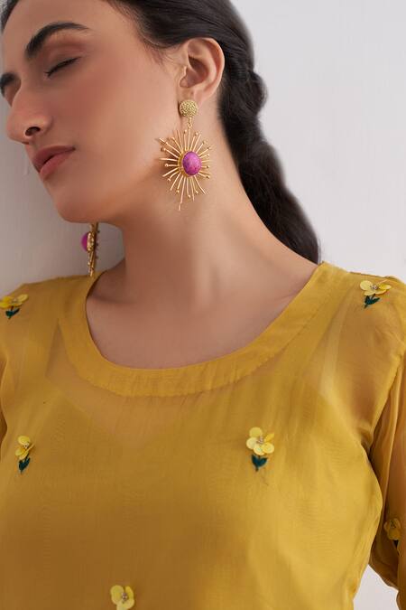 Buy_Shipraa Grover_Yellow Chanderi, Organza, Tissue Sequins, Embroidery Adira Kurta Gharara Set_Online_at_Aza_Fashions