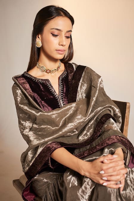 Shorshe Clothing_Silver Handloom Tissue Floral Velvet Border Dupatta_Online_at_Aza_Fashions