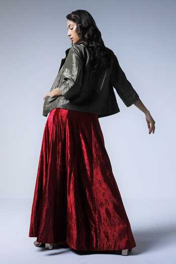 Shorshe Clothing_Grey Sweetheart Neck Bralette And Velvet Skirt Set_at_Aza_Fashions