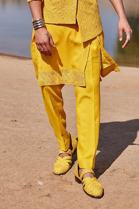 Buy Sarab Khanijou Yellow Silk Embroidered Pearl Geometric Bundi Set Online at Aza Fashions Buy_Sarab Khanijou_Yellow Silk Embroidered Pearl Geometric Bundi Set _Online_at_Aza_Fashions