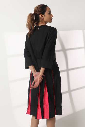 Buy_Studio Moda India_Black Cotton Chains Round Neck Woven Midi Dress With Pink Pleats _Online_at_Aza_Fashions