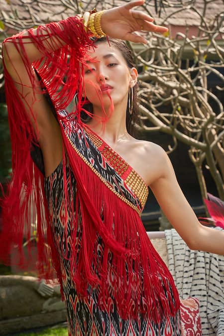 Surily G_Black Satin Georgette Printed Ikat One Shoulder Dress  _Online_at_Aza_Fashions