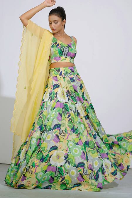 Buy_Affroz_Yellow Russian Silk Floral V Neck Print Lehenga Set _Online_at_Aza_Fashions