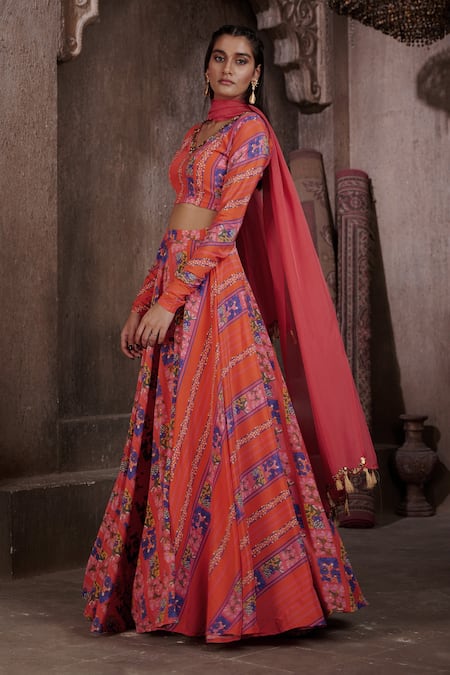 Buy_Affroz_Coral Viscose Crepe Printed V Neck Hand Embroidered Flared Lehenga Set _Online_at_Aza_Fashions