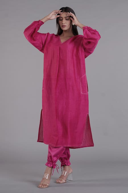 Buy Affroz Pink Linen V Neck Oversized Kurta And Pant Set Online at Aza Fashions Buy_Affroz_Pink Linen V Neck Oversized Kurta And Pant Set _Online_at_Aza_Fashions