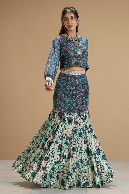 Affroz_Green Viscose Crepe Abstract Round Taabir Print Top With Mermaid Tail Skirt _at_Aza_Fashions