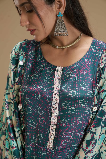 Buy_Affroz_Green Viscose Crepe Abstract Round Neck Flared Sleeve Print Kurta And Palazzo Set _Online_at_Aza_Fashions