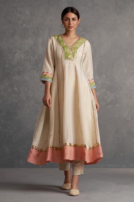 Buy_Affroz_Ivory Tissue Silk Gota Patti V Neck Leaf Lace Anarkali Set _Online_at_Aza_Fashions