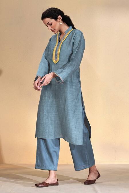 Buy Affroz Grey Viscose, Linen Lace Mandarin Collar Kurta With Pant Online at Aza Fashions Buy_Affroz_Grey Viscose, Linen Lace Mandarin Collar Kurta With Pant_Online_at_Aza_Fashions