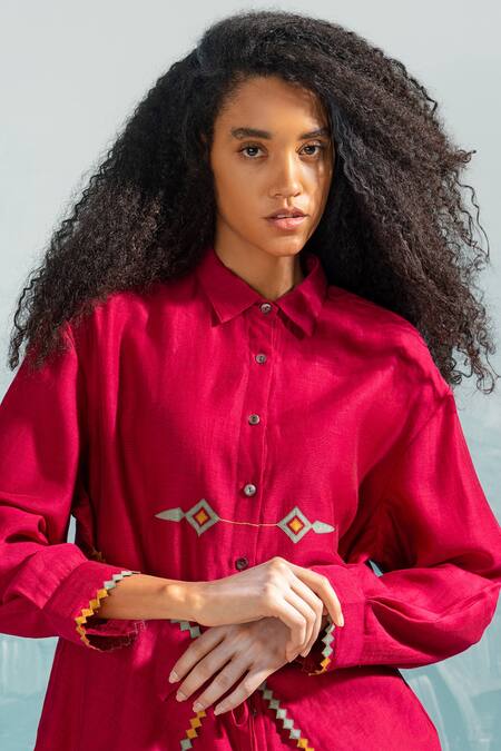 Ikai By Ragini Ahuja_Pink Cotton, Silk, Chanderi Applique, Cut Work Shawl Nile Tie-up Front Shirt_Online_at_Aza_Fashions