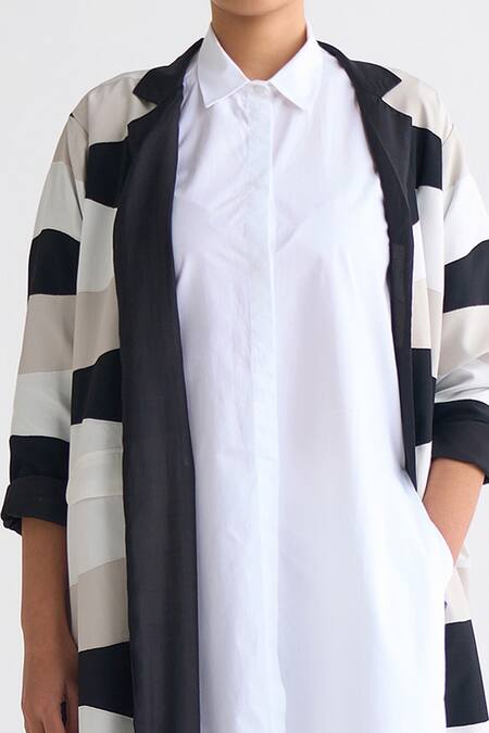 Three_Multi Color Crepe And Bamberg Abstract Panels Notched Collar Applique Work Jacket_Online_at_Aza_Fashions