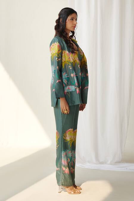 Koashee By Shubitaa Green Silk Embroidery Collared Floral Printed Pant Set Online at Aza Fashions Koashee By Shubitaa_Green Silk Embroidery Collared Floral Printed Pant Set _Online_at_Aza_Fashions