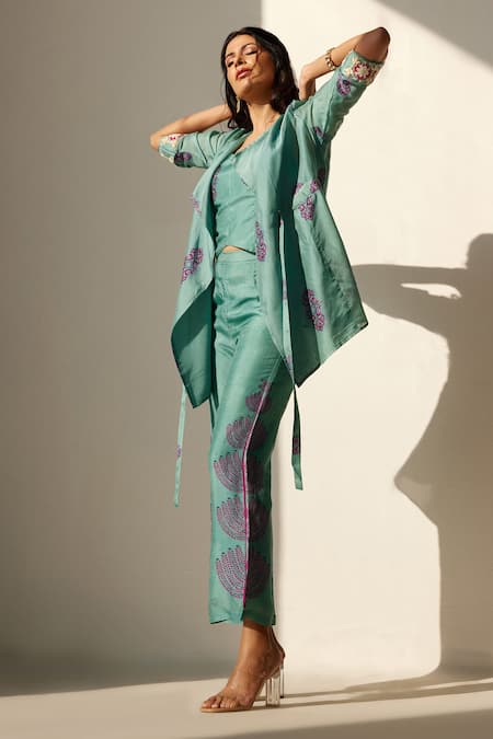 Koashee By Shubitaa_Green Silk Embroidery Collared Front Tie Jacket Pant Set _at_Aza_Fashions