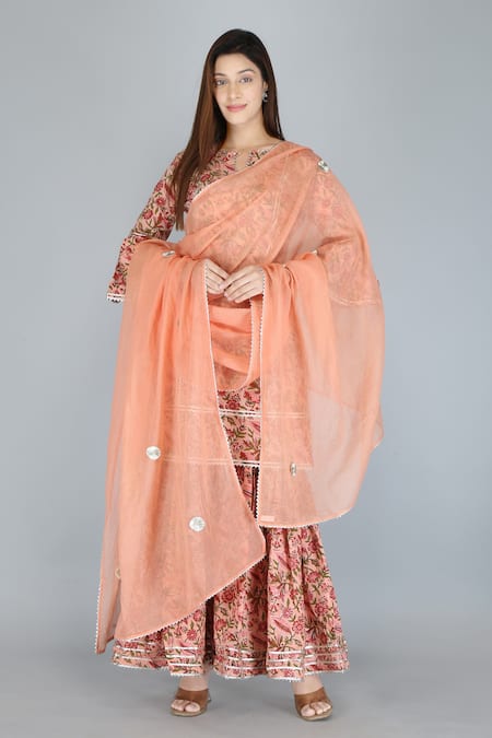 Buy_Kalakaari By Sagarika_Peach Cotton Embroidery Split V-neck Floral Print Kurta And Sharara Set _Online_at_Aza_Fashions