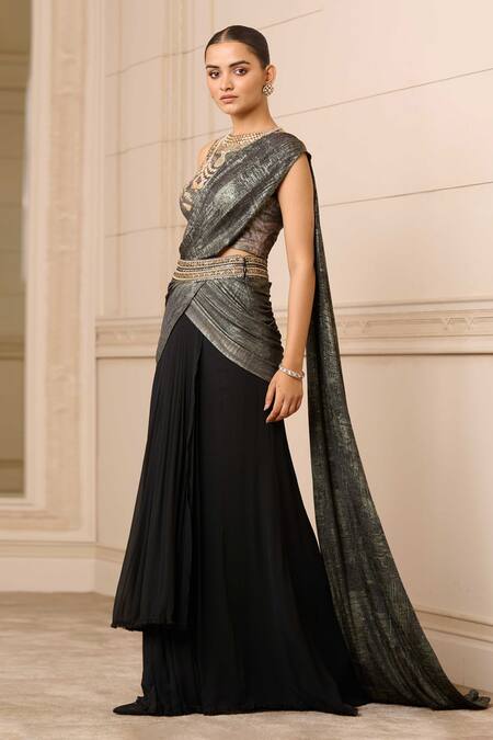 Tarun Tahiliani_Black Georgette, Jersey Sequins, Crystals Embroidered Concept Saree And Blouse_Online_at_Aza_Fashions