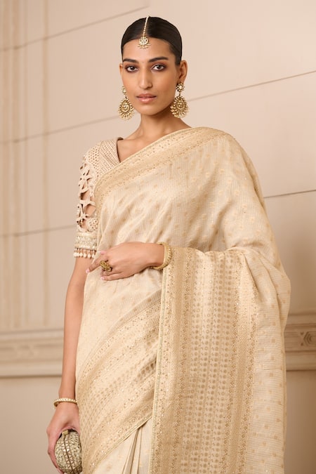 Tarun Tahiliani Beige Tulle, Silk Pearls, Embroidery Round Neck Hand Saree With Blouse Online at Aza Fashions Tarun Tahiliani_Beige Tulle, Silk Pearls, Embroidery Round Neck Hand Saree With Blouse_Online_at_Aza_Fashions