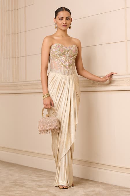 Tarun Tahiliani_Ivory Tulle, Jersey Embroidery Sweetheart Floral Corset Skirt Set With Cape_Online_at_Aza_Fashions