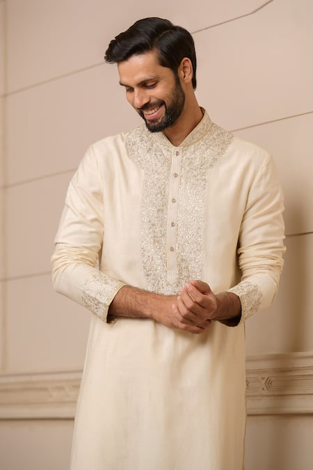 Buy_Tarun Tahiliani_Ivory Silk Zari, Embroidery Neckline Kurta Set_Online_at_Aza_Fashions