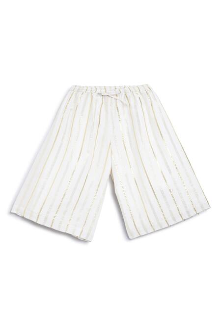 Buy Tiber Taber White Cotton Embroidery Heart Pattern Ruffled Top With Culottes Buy_Tiber Taber_White Cotton Embroidery Heart Pattern Ruffled Top With Culottes