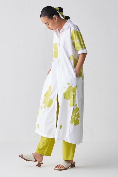 Three Green Poplin Floral Shirt Collar Pattern Kurta And Pant Set Online at Aza Fashions Three_Green Poplin Floral Shirt Collar Pattern Kurta And Pant Set _Online_at_Aza_Fashions