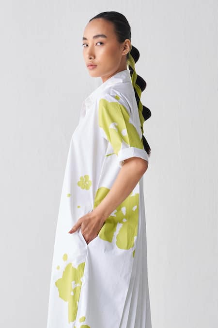 Shop Three Green Poplin Floral Shirt Collar Pattern Kurta And Pant Set Online at Aza Fashions Shop_Three_Green Poplin Floral Shirt Collar Pattern Kurta And Pant Set _Online_at_Aza_Fashions