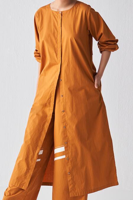Three_Orange Poplin Round Neck Pleated Back Jacket _Online_at_Aza_Fashions