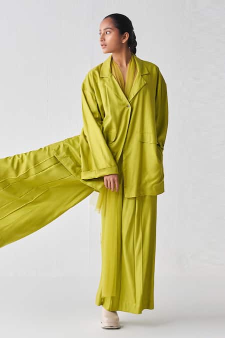 Buy Three Green Tencel Collared Wide Sleeve Jacket And Pant Set Online at Aza Fashions Buy_Three_Green Tencel Collared Wide Sleeve Jacket And Pant Set _Online_at_Aza_Fashions