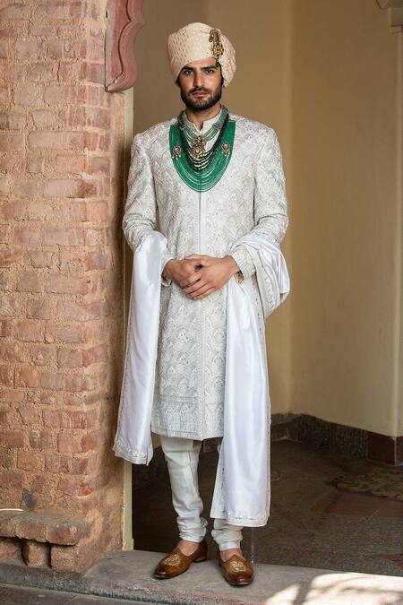 Nitika Gujral_Ivory Flower Embroidered Border Stole _Online_at_Aza_Fashions