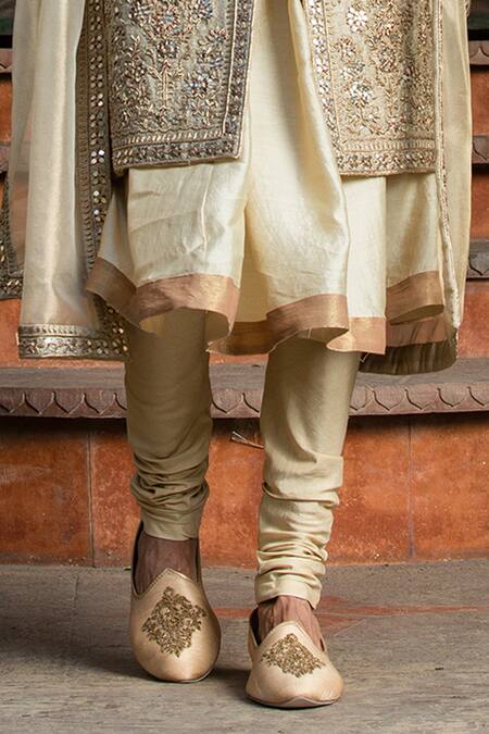Shop_Nitika Gujral_Gold Achkan Twill Weave Matka Embroidery Dabka Mirrors Flower Motif Set _Online_at_Aza_Fashions