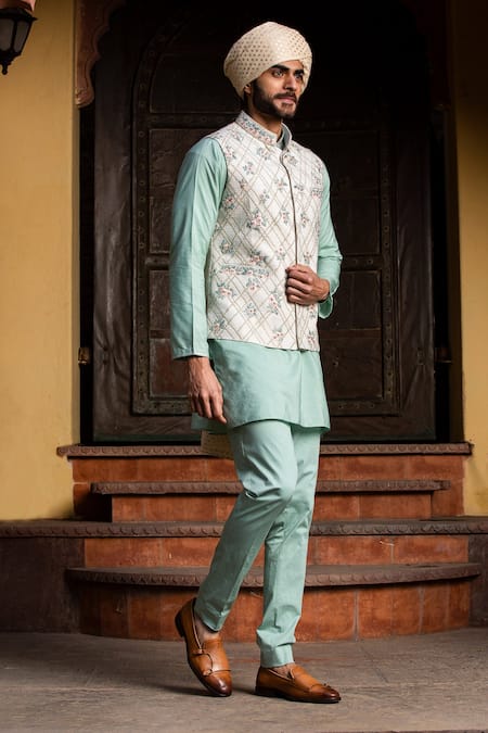 Nitika Gujral_Ivory Silk, Viscose, Lycra Embroidery Floral Bundi Kurta Set _Online_at_Aza_Fashions