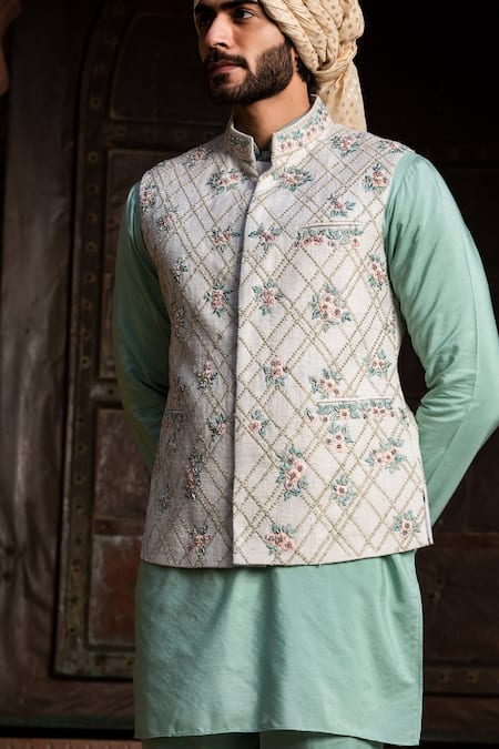 Buy_Nitika Gujral_Ivory Silk, Viscose, Lycra Embroidery Floral Bundi Kurta Set _Online_at_Aza_Fashions