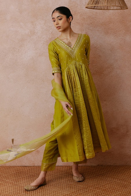 Label Mansi Nagdev_Green Chanderi, Cotton, Organza, Silk Pearls, Sadia Panelled Anarkali Set _Online_at_Aza_Fashions