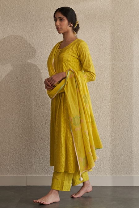 Buy_Label Mansi Nagdev_Yellow Kurta Cotton Hand Block Printed And Embroidered Floral Pattern A-line Set _Online_at_Aza_Fashions