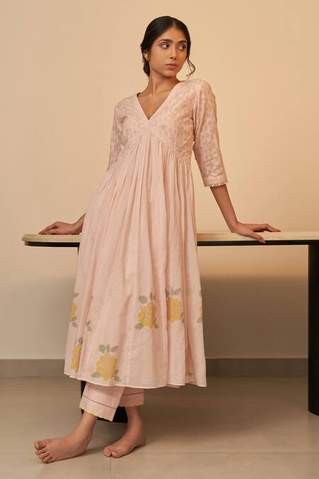 Label Mansi Nagdev Pink Cotton, Muslin Embroidery, Tassels Neeva Placement Block Print Anarkali Set Online at Aza Fashions Label Mansi Nagdev_Pink Cotton, Muslin Embroidery, Tassels Neeva Placement Block Print Anarkali Set _Online_at_Aza_Fashions