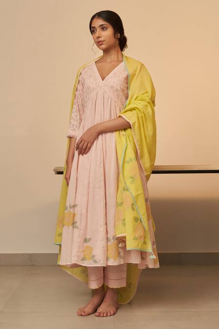 Buy Label Mansi Nagdev Pink Cotton, Muslin Embroidery, Tassels Neeva Placement Block Print Anarkali Set Online at Aza Fashions Buy_Label Mansi Nagdev_Pink Cotton, Muslin Embroidery, Tassels Neeva Placement Block Print Anarkali Set _Online_at_Aza_Fashions