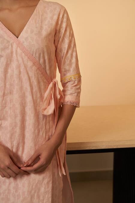 Shop_Label Mansi Nagdev_Pink Cotton Sequins, Beads V-neck Tarini Floral Pattern Kurta And Trouser Set _Online_at_Aza_Fashions