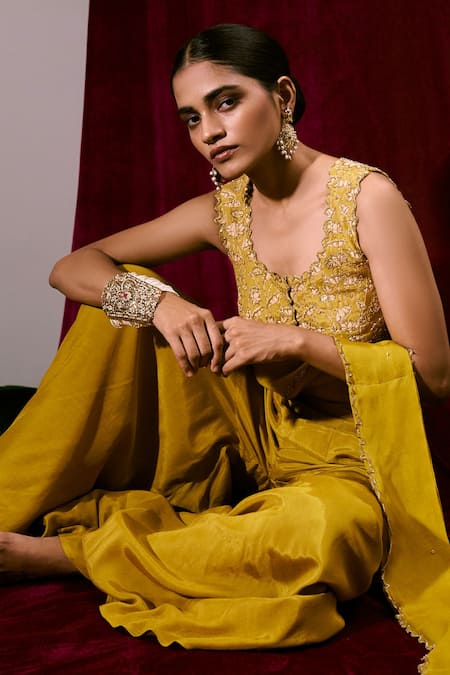 17:17 By Simmi Saboo Yellow Muslin Silk And Organza Thread & Sharara Saree With Embroidered Bustier at Aza Fashions 17:17 By Simmi Saboo_Yellow Muslin Silk And Organza Thread & Sharara Saree With Embroidered Bustier_at_Aza_Fashions
