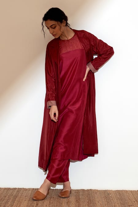 Buy Dot Red , Organza, Satin Embroidery Round Neck Yoke Kurta Pant Set Online at Aza Fashions Buy_Dot_Red , Organza, Satin Embroidery Round Neck Yoke Kurta Pant Set _Online_at_Aza_Fashions