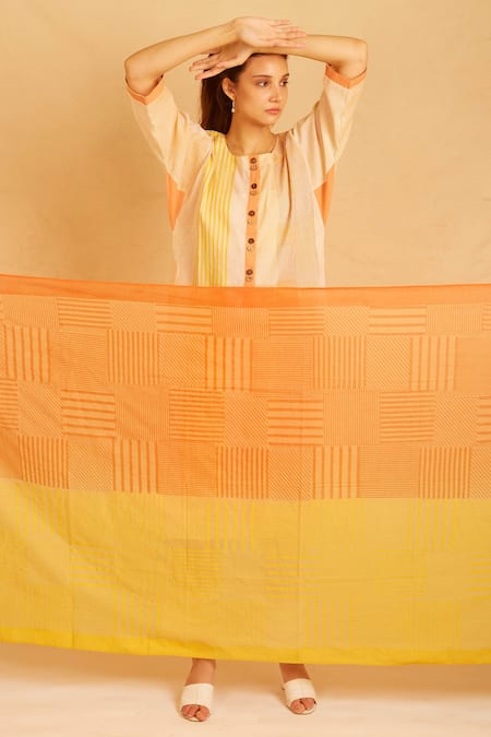 Buy Banana Labs White Cotton Round Neck Apricot Hand Block Striped Print Kurta Pant Set Buy_Banana Labs_White Cotton Round Neck Apricot Hand Block Striped Print Kurta Pant Set