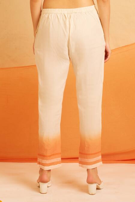 Shop Banana Labs White Cotton Tassels Round Neck Carrot Ombre Kurta Pant Set Shop_Banana Labs_White Cotton Tassels Round Neck Carrot Ombre Kurta Pant Set