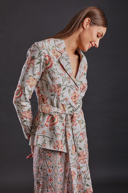 Buy Fuga Beige Linen, Cotton Embroidery Pistachio Floral Print Blazer And Pant Set Online at Aza Fashions Buy_Fuga_Beige Linen, Cotton Embroidery Pistachio Floral Print Blazer And Pant Set_Online_at_Aza_Fashions