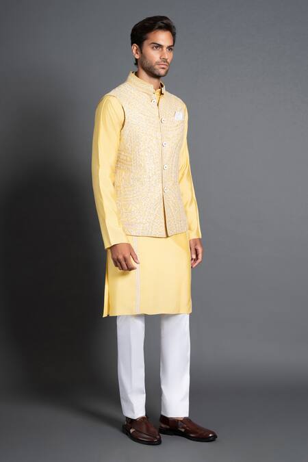 Raghavendra Rathore Jodhpur_Yellow Silk Sequins Geometric Embroidered Waistcoat _Online_at_Aza_Fashions