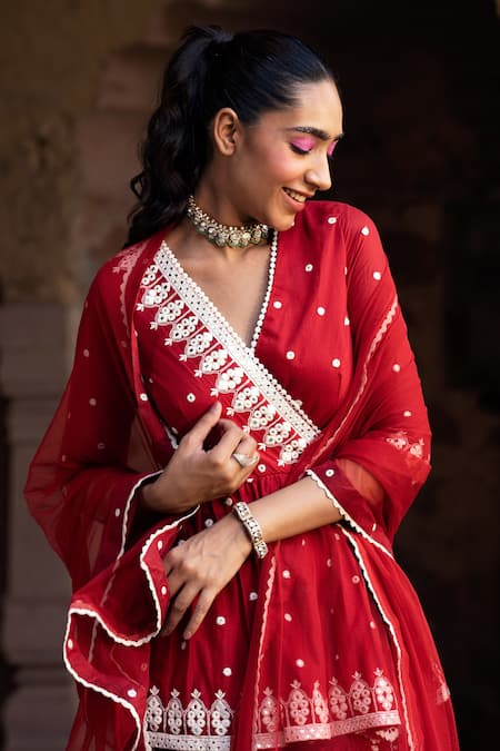 Preevin_Red Cotton, Net Embroidery, Lace V-neck Triangle Short Angarkha Set _Online_at_Aza_Fashions