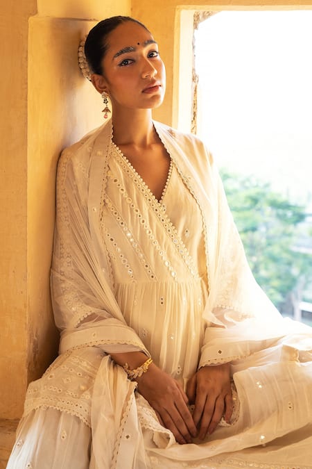 Buy_Preevin_Off White Cotton, Tulle, Net Embroidery Linear Pattern Peplum Angrakha Set _Online_at_Aza_Fashions