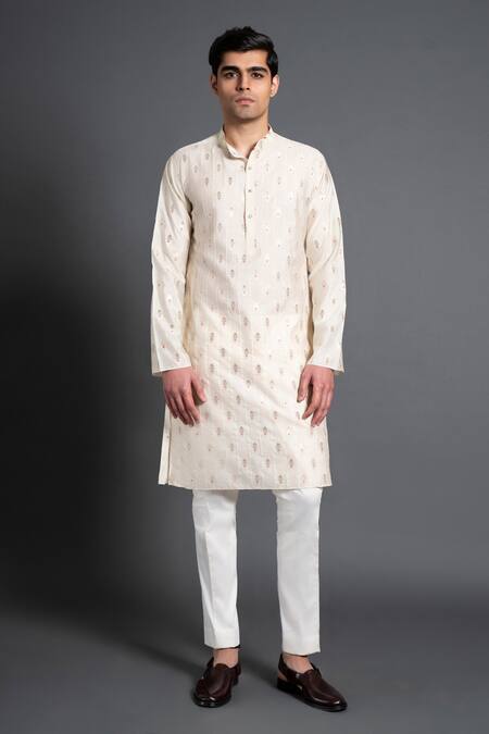 Buy_Raghavendra Rathore Jodhpur_Off White Chanderi Silk Embroidered Thread Floral Woven Kurta _Online_at_Aza_Fashions