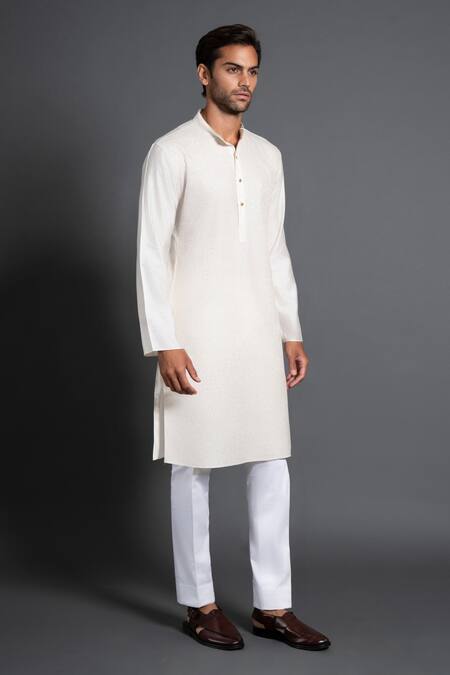 Raghavendra Rathore Jodhpur Off White Silk Applique Work Kurta Online at Aza Fashions Raghavendra Rathore Jodhpur_Off White Silk Applique Work Kurta _Online_at_Aza_Fashions