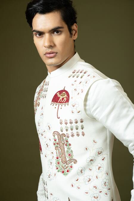 Shop PAARSH Ivory Cotton Embroidery Kashida Bundi Kurta Set Shop_PAARSH_Ivory Cotton Embroidery Kashida Bundi Kurta Set