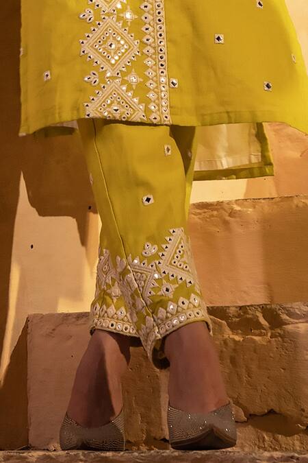 Buy Preevin Green Cotton, Tulle, Net Embroidery, Embellished Straight Kurta And Pant Set Buy_Preevin_Green Cotton, Tulle, Net Embroidery, Embellished Straight Kurta And Pant Set