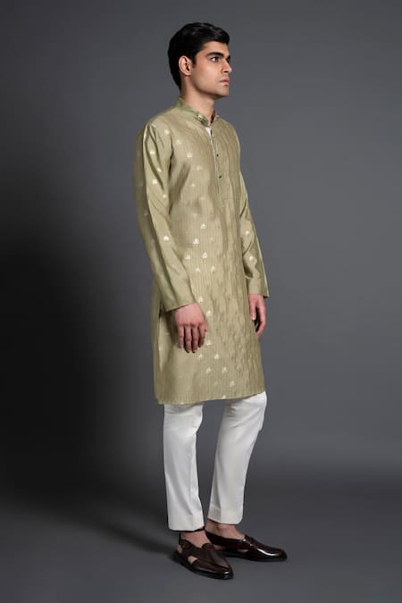 Raghavendra Rathore Jodhpur_Green Chanderi Silk Embroidery Floral Woven And Pintuck Kurta _Online_at_Aza_Fashions